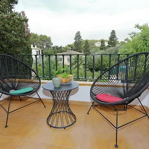  Apartment Patricia's, Lovely In Spain