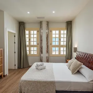 Chinitas Cathedral Apartment